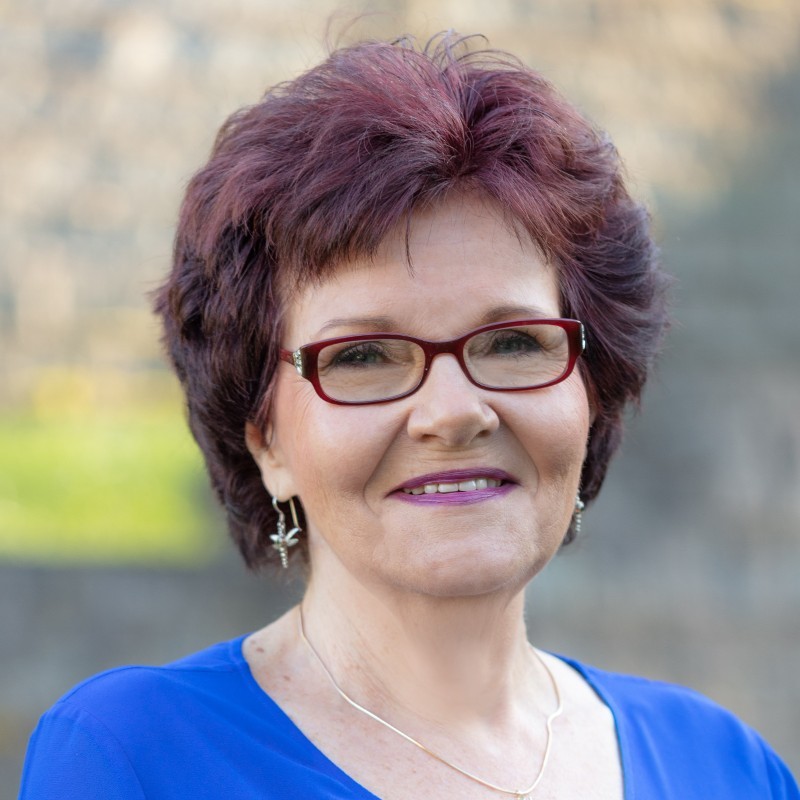 Pam Schmidt